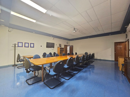 Oficina - Alquiler O Venta - Centro - Oportunidad