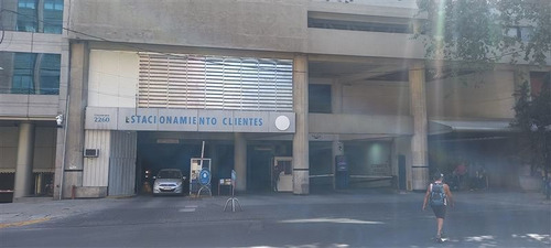 Imagen 9 de 12 de Estacionamiento En Arriendo En Providencia