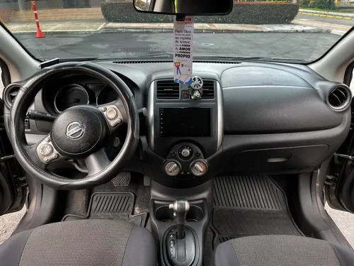 Nissan Versa 1.6 Advance