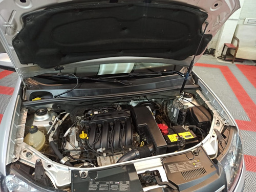 Renault Sandero Stepway 1.6 Privilege 105cv