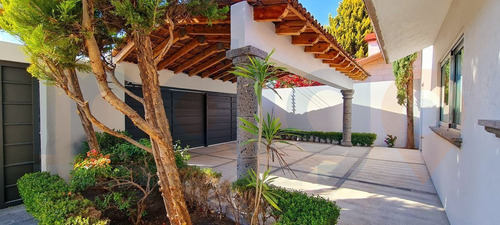 Imagen 3 de 30 de Casa En Venta En Juriquilla, Un Piso
