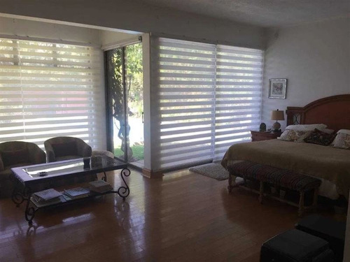 Imagen 13 de 18 de Casa En Venta De 5 Dorm Mas Servicios. En Concón