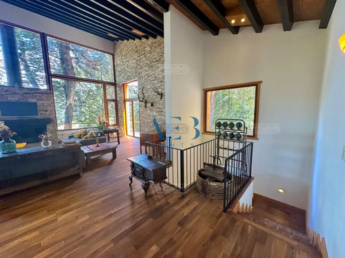 Venta De Casa En Arelauquen - Bariloche -