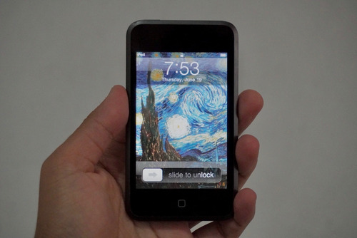 Ipod Touch 1 8gb (incluye Todo Lo De La Foto) Negro (Usado)