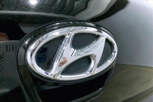 Imagen 8 de 25 de Hyundai Accent Sedan 4 Pts Gl, 16l, At, A/ac, Ve Del, R-15