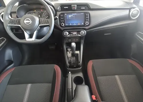 Nissan Versa 1.6 SR At