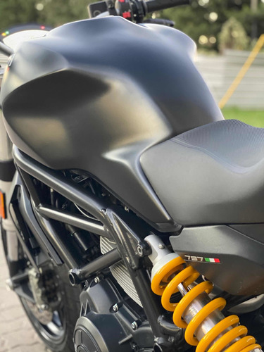 Ducati Monster 797