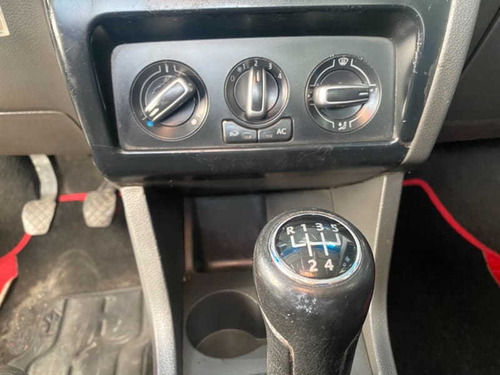 Imagem 9 de 12 de Volkswagen Fox 1.6 Prime G2 Total Flex