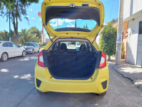 Imagen 6 de 14 de Honda Fit 2017 1.5 Cool Mt 5 Marchas