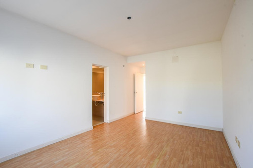 Imagen 13 de 27 de Casa Venta 3 Dormitorios Galeria Funes Cantegril