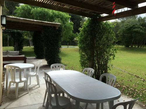 Casa En Rincón Del Indio 4 Dormitorios Con Parrillero Y Piscina- Ref: 36886
