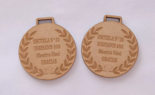 50 Medallas Grabadas 3cm Competiciones Deportivas  Mdf