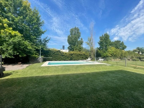 Imagen 10 de 15 de Casa Cuatro Dormitorios Cadaques Funes Hills
