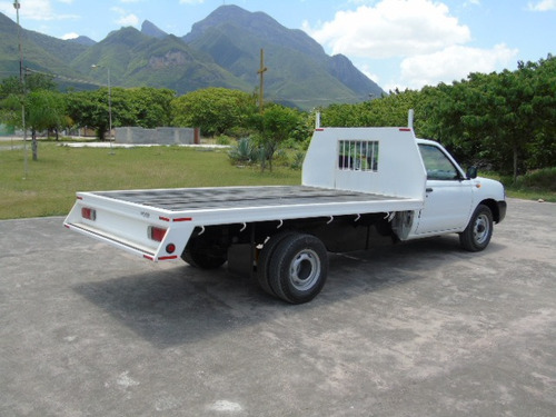 Nissan Np300 2007 Materialista