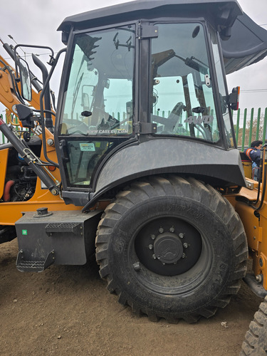 Retroexcavadora Case 770 Ex 4 Awd 2024.