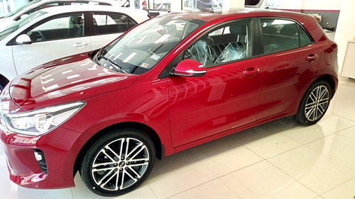Kia Rio Sx 1.6 At 6 My21 Gris Plata Entrega Inmediata