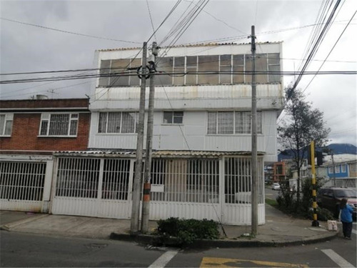 Imagen 1 de 19 de Se Vende Gran Casa  En Santa Isabel - Bta / Y.a