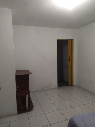 Imagem 13 de 21 de Casa Na Praia À 889 Metros Do Mar, Com Área Gourmet Com Churrasqueira, Lavanderia Coberta, No Bairro Vila Nossa Senhora De Fatima, Em Mongaguá, Analisa Carro Como Parte De Pagamento