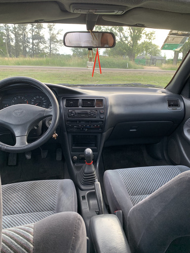 Toyota Corolla 1.6 Gli