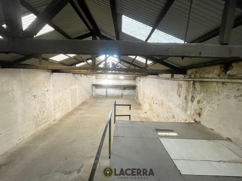 Imagen 16 de 30 de Galpon Sobre Avenida, 477 M2 Con Oficinas Y Local Comercial