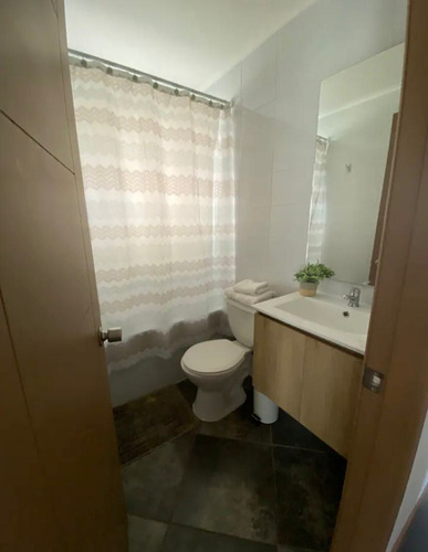 Casa En Venta De 2 Dorm. En Talca