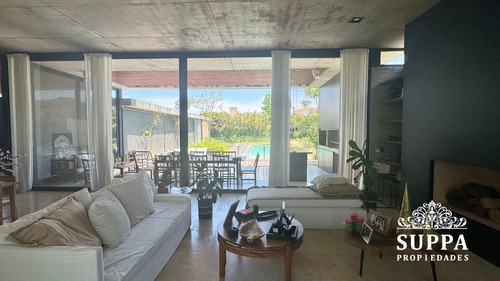 Casa En Venta El Golf Nordelta