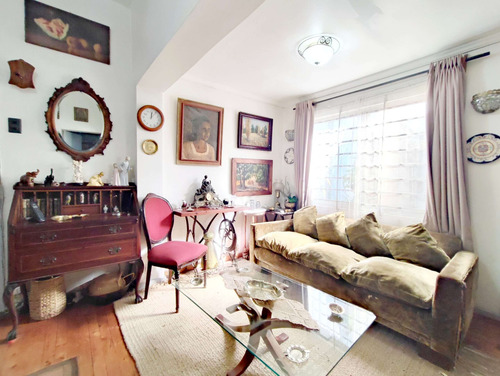 Venta De Propiedad Comercial En Centro De Quilpué, 5h+5b+4e