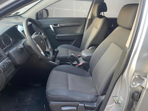 Imagen 12 de 13 de Chevrolet Captiva 2.4 Lt Mt 4x4