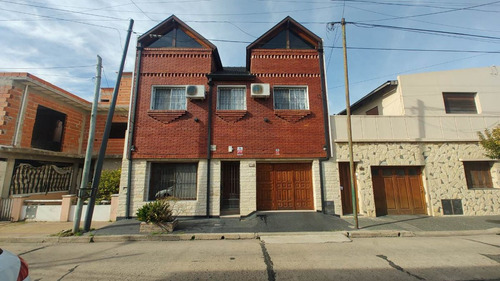 Venta Casa 4 Amb Cocher Jardin Parrilla Avellaneda