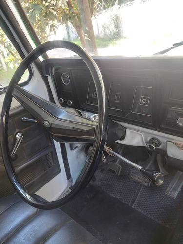 Ford F-100 3.6 Std
