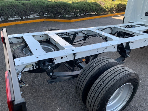 Imagen 11 de 12 de Ford Transit Chasis Cab 470l Rwd 2.2l Puma