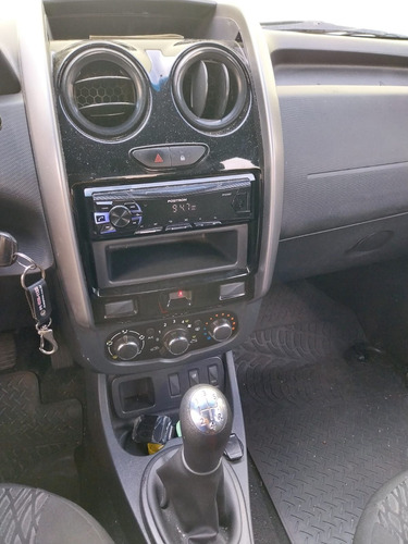Renault Duster Oroch 1.6 16v Expression Sce 4p