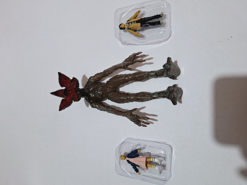 Stranger Things Demogorgon Mike & Eleven Bandai Loose 18 Cms (Usado)