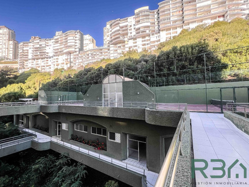 Como Nuevo, Recién Remodelado, 1era Linea Frente Al Mar.