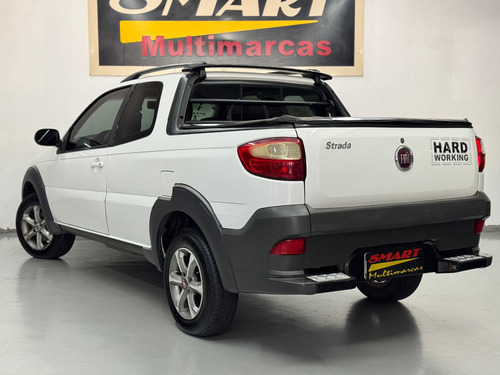 Fiat Strada 1.4 Hard Working Cab. Dupla Flex 3p