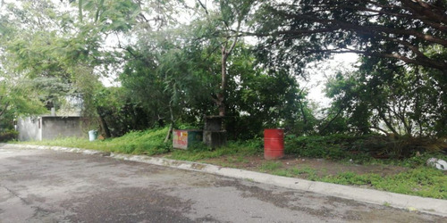 Terreno Urbano En Club De Golf Hacienda San Gaspar, Jiutepec, Morelos - Crb-851-tu