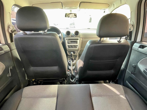 Imagen 17 de 17 de Volkswagen Gol Trend 2013 1.6 Pack I 101cv