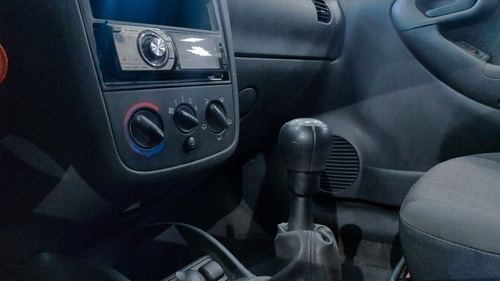 Imagem 16 de 17 de Chevrolet Corsa Hatch Maxx 1.4 (flex)