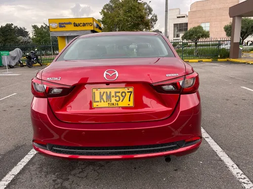 Mazda 2 1.5 Touring Sedan