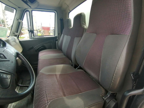 Imagen 10 de 15 de International Chasis Cabina 4300-210 Durastar Modelo 2019.