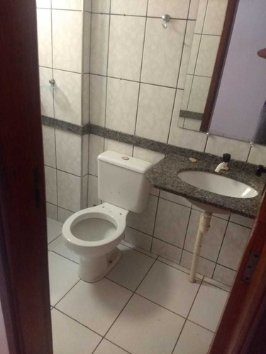 Vendo Apartamento Em Uberlândia - Minas Gerais.