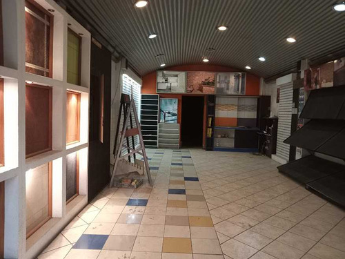 Arriendo Local Comercial A Pasos Del Metro (88875)