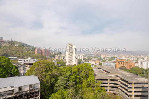 Espectacular Apartamento Iluminado En Venta En Colinas De Bello Monte. Ch.