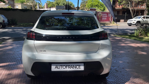 Imagen 6 de 25 de Peugeot 208 Active Pack