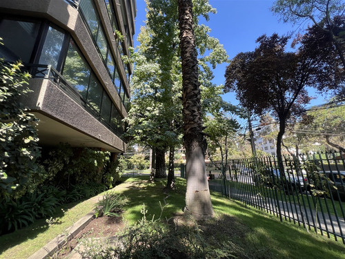 Departamento En Venta De 1 Dorm. En Las Condes