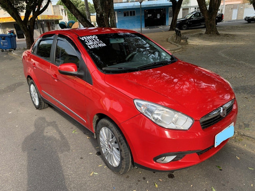 Fiat Grand Siena 2013 1.6 16v Essence Flex 4p