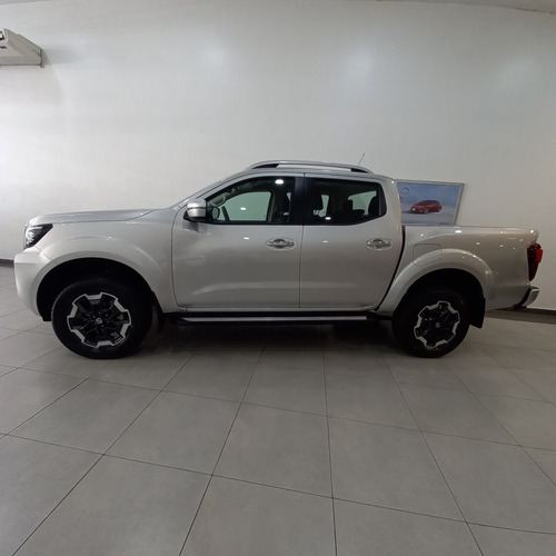 Imagen 4 de 25 de Nueva Nissan Frontier Xe 4x2 At 2022