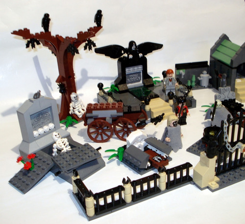 Lego Harry Potter Graveyard Duel Set # 4766 100% Original (Usado)