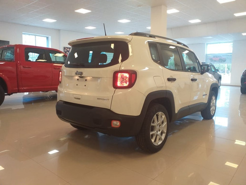 Imagen 9 de 12 de Jeep Renegade 1.8 Sport