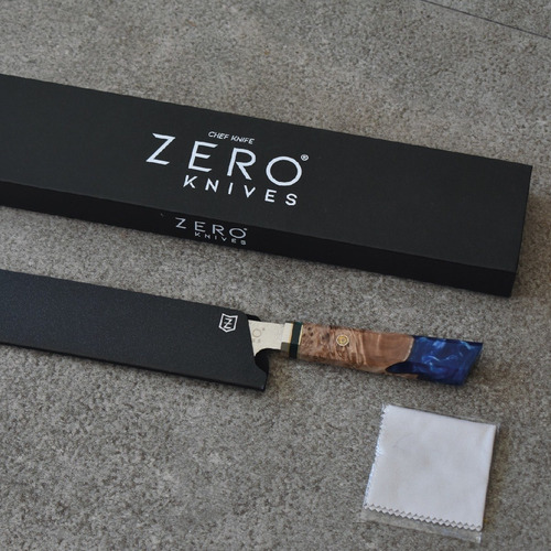 Imagen 6 de 8 de Cuchillo Kiritsuke 8,2'' - Zero Knives - Epoxy Damascus